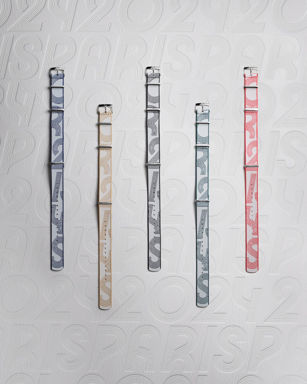 오메가 씨마스터 다이버 300M_파리 2024_스페셜 에디션_올림픽 전용 나토 스트랩.jpg