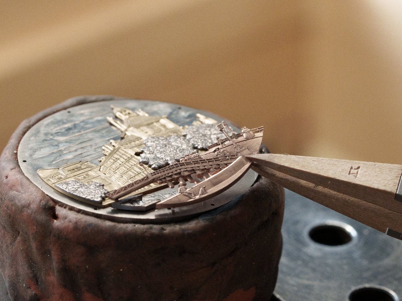 바쉐론 콘스탄틴 캐비노티에 메모러블 플레이스_제작과정_02.jpg