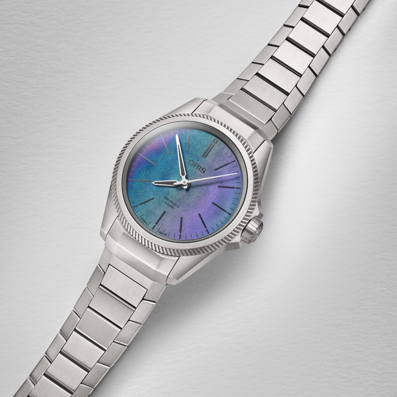 오리스 프로파일럿 X 캘리버 400 레이저_01.jpg