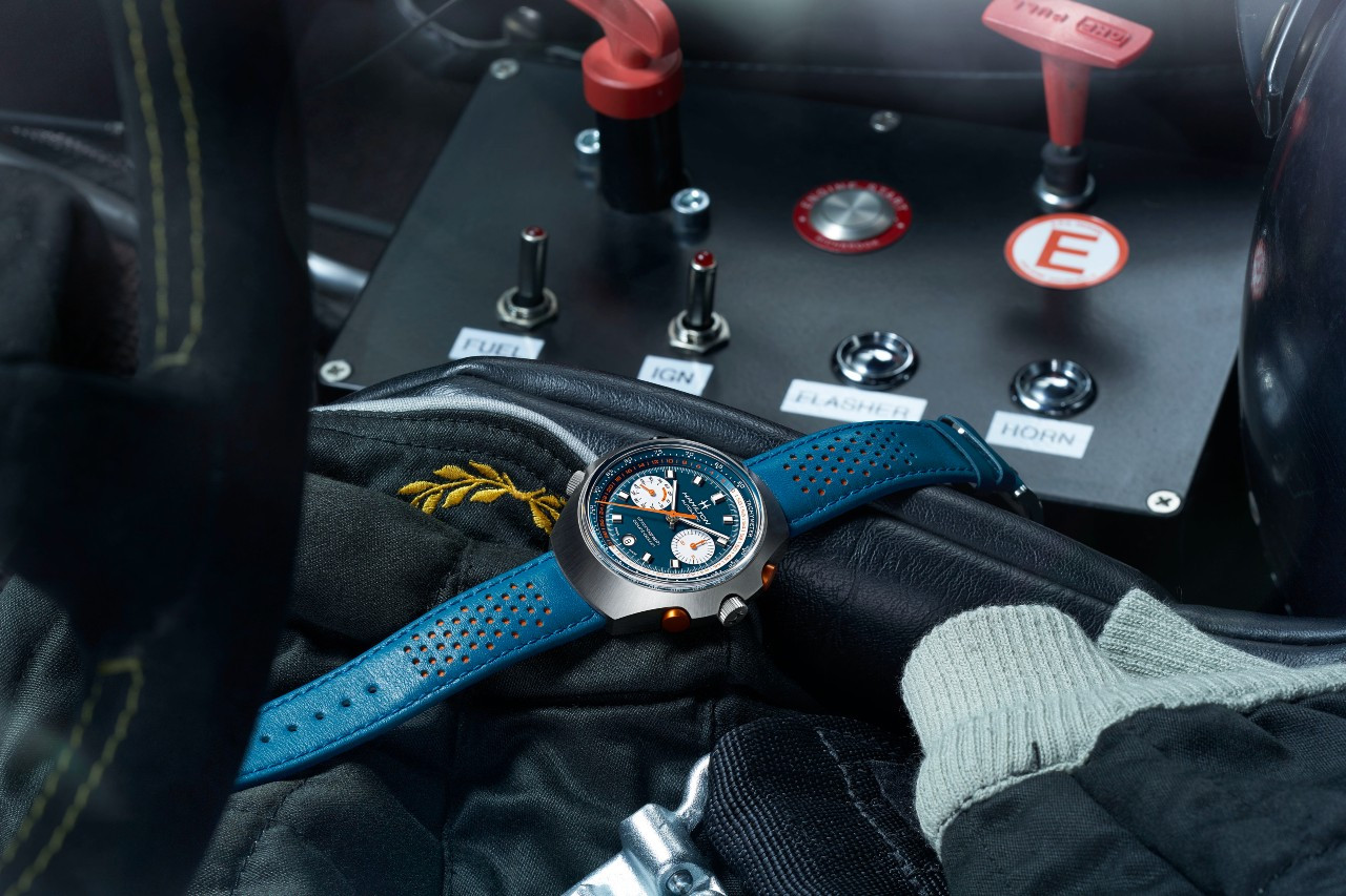 Hamilton Chrono-Matic 50_H51606640_Lifestyle 3.jpg