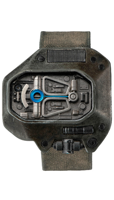 Hamilton Dune Desert Watch_Soldier.jpg