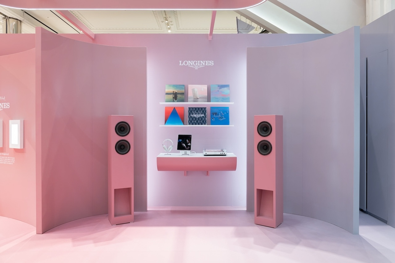 콘퀘스트 팝업 스토어 내부 전경.jpg