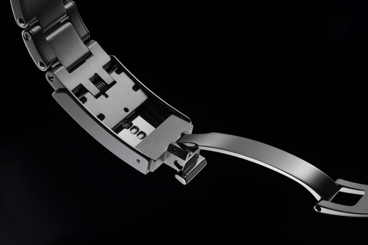 튜더_블랙 베이 54의 티-핏 클라스프.jpg