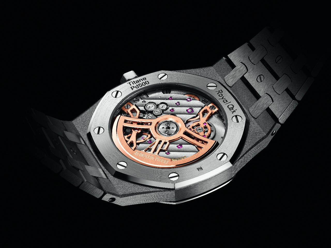 오데마 피게_로열 오크 점보 엑스트라신_백 케이스.jpg