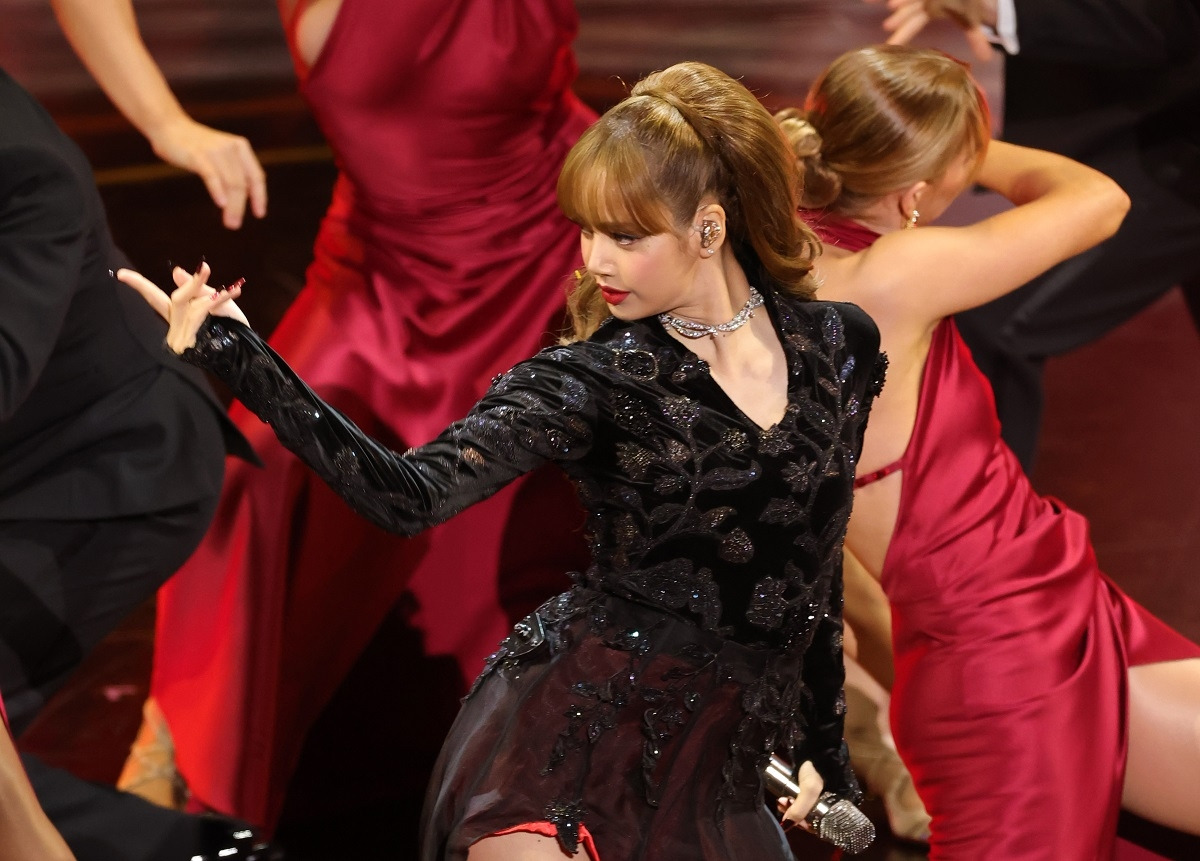 275245,269147_리사_불가리 하이 주얼리 네크리스, 이어링.jpg