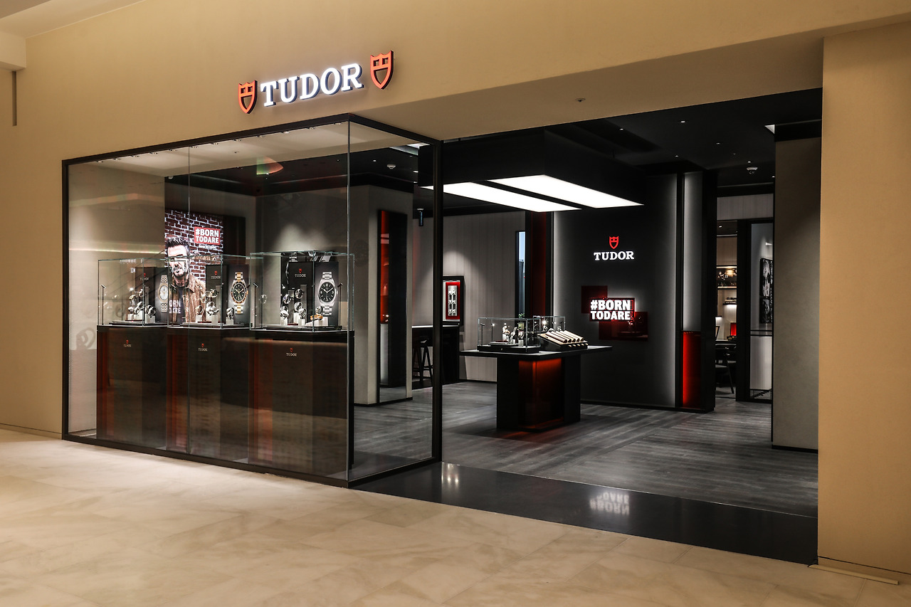 1 메인 튜더, 판교점 부티크 이미지 (1).jpg