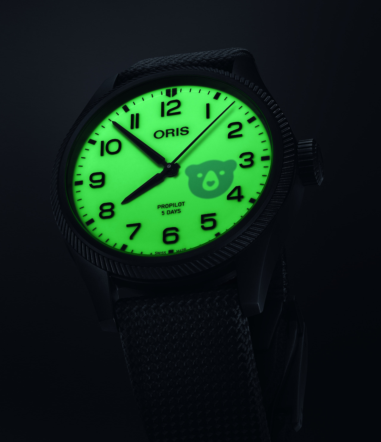 01 400 7803 4781-Set - Hölstein Edition 2025 - cus 04 lume.jpg