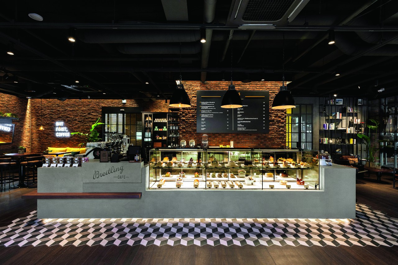 브라이틀링 타운하우스 한남 1층 카페.jpg
