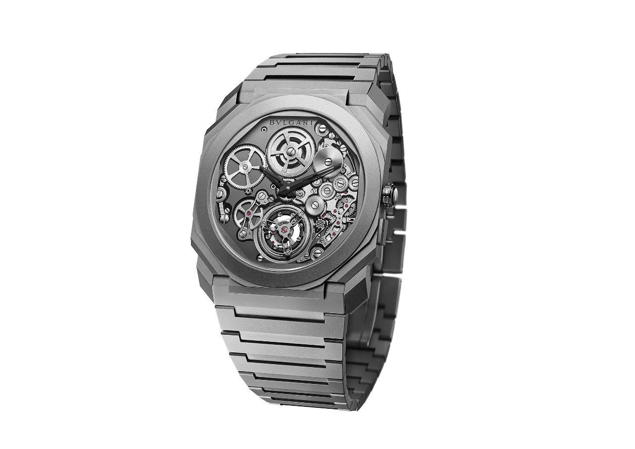 옥토 피니씨모 투르비용 오토매틱.jpg