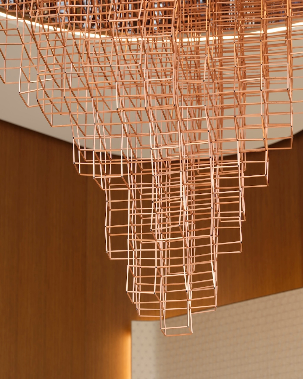 [바쉐론 콘스탄틴] 한국 아티스트 ‘지니 서(Jinnie Seo)’의 설치 작품 ‘Constellation of Lights’.jpg