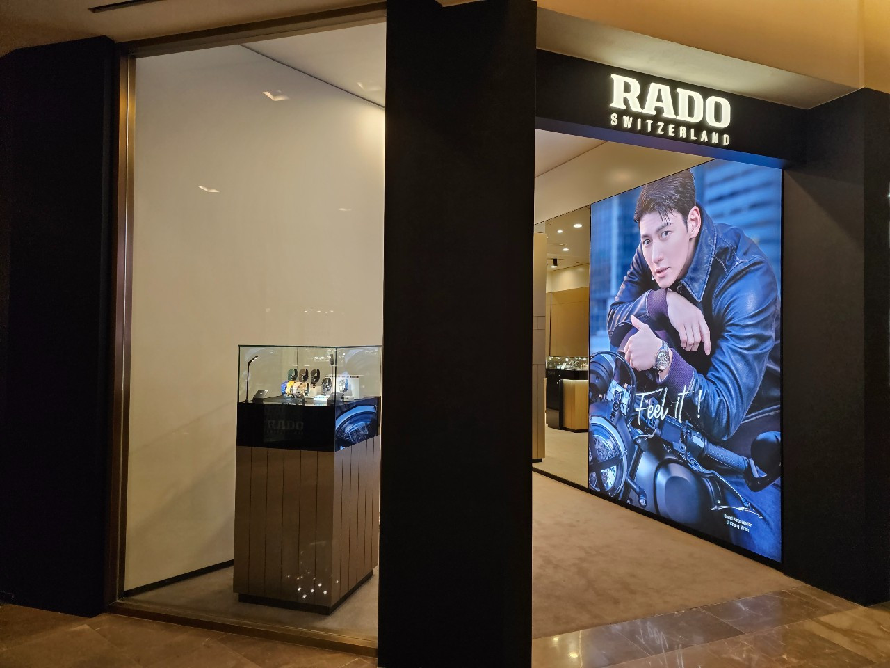 라도 신세계백화점 본점 부티크_02.jpg