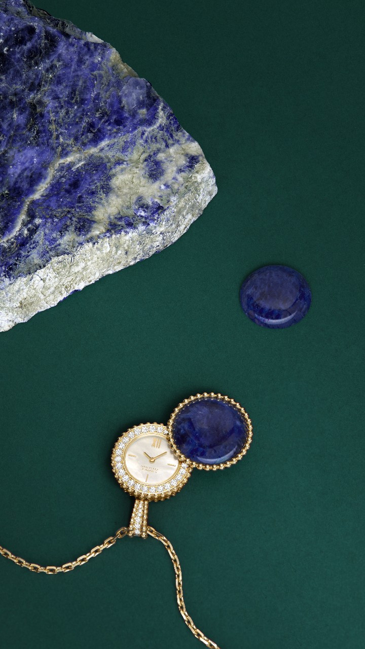 반클리프_뻬를리 시크릿 워치_3.jpg