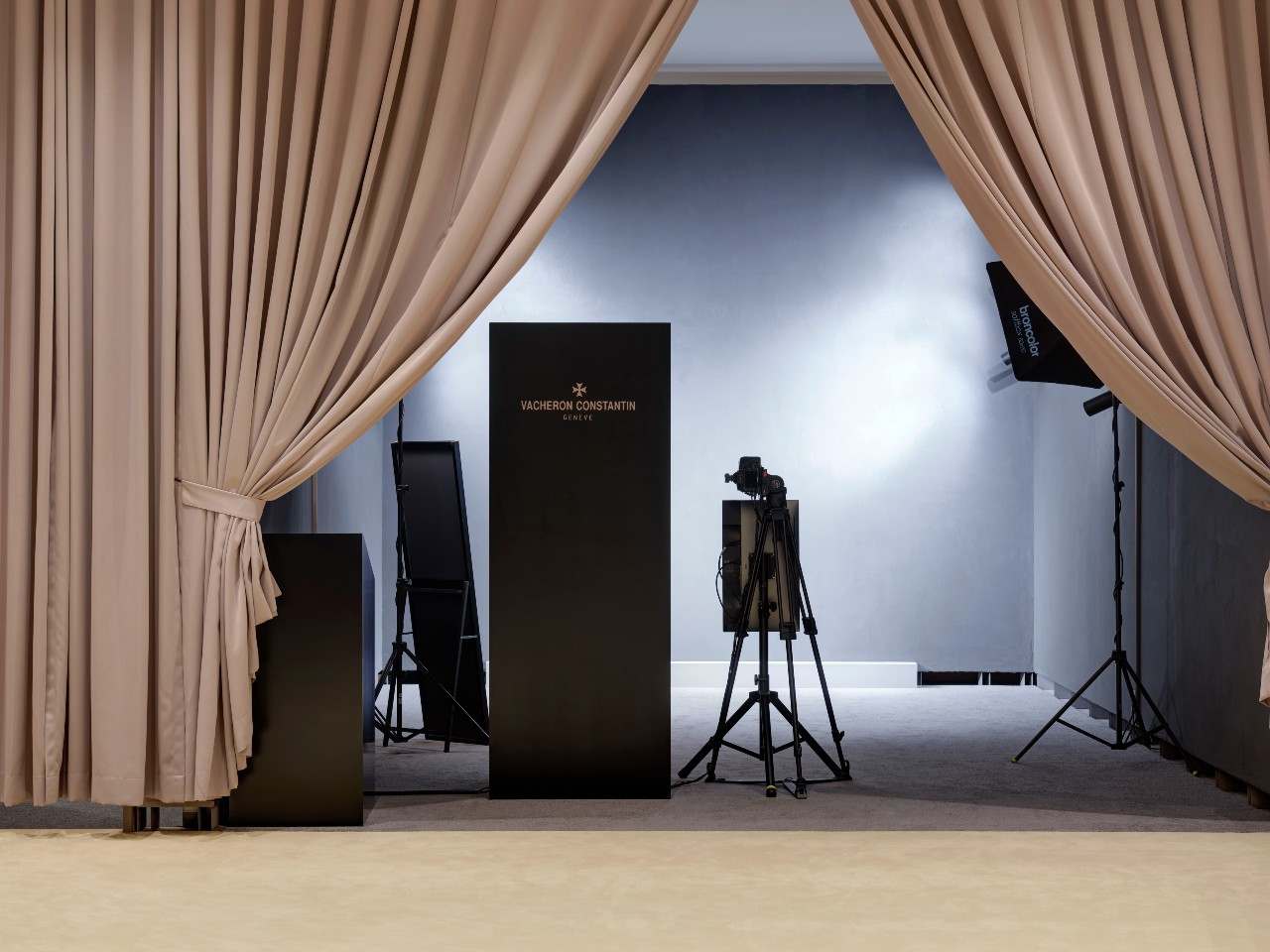 바쉐론 콘스탄틴 포토 부스.jpg