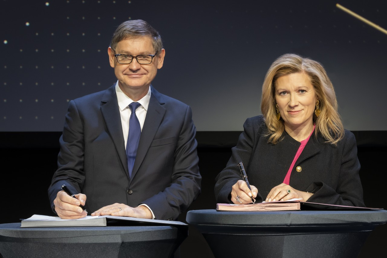 까르띠에_워치 주얼리 이니셔티브.jpg