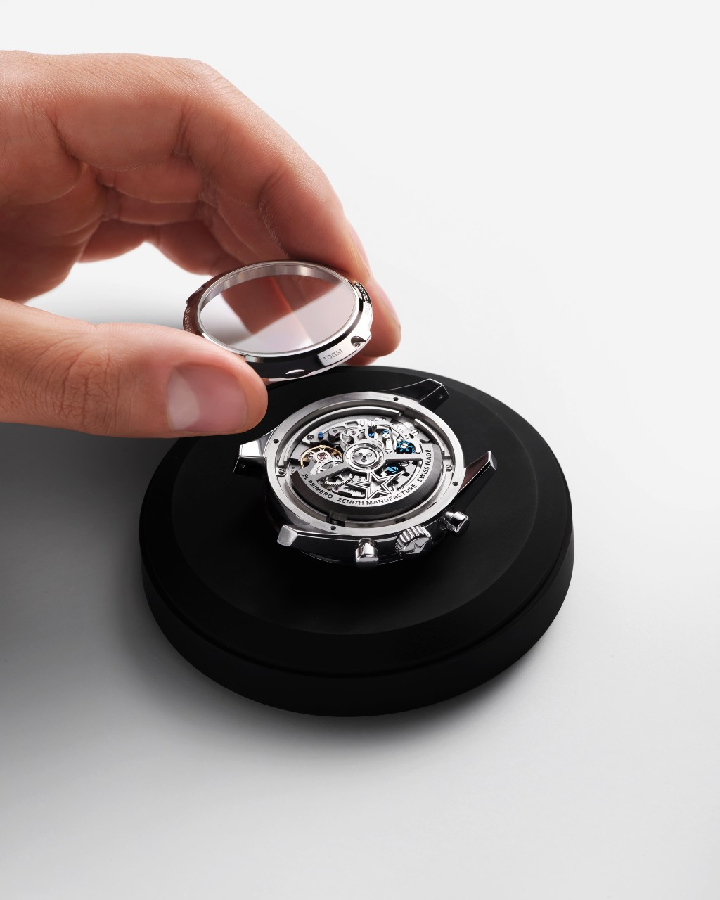 제니스 크로노마스터 스포츠_제작과정.jpg