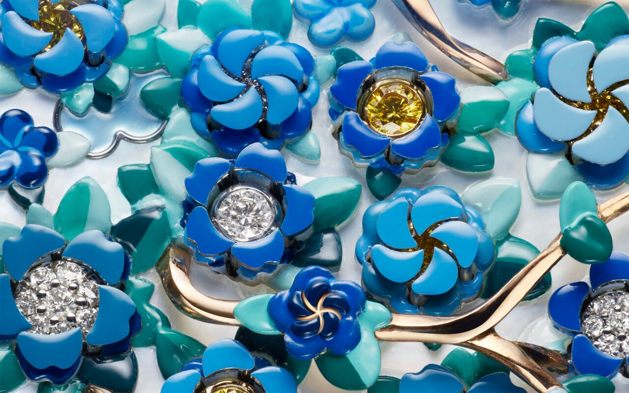 반클리프 아펠 레이디 아펠 에르 플로럴.jpg