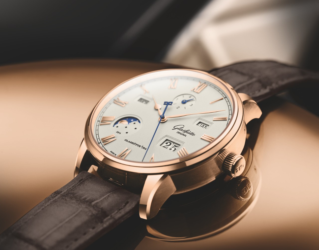 글라슈테 오리지날 세나토 엑설런스 퍼페추얼 캘린더_03.jpg