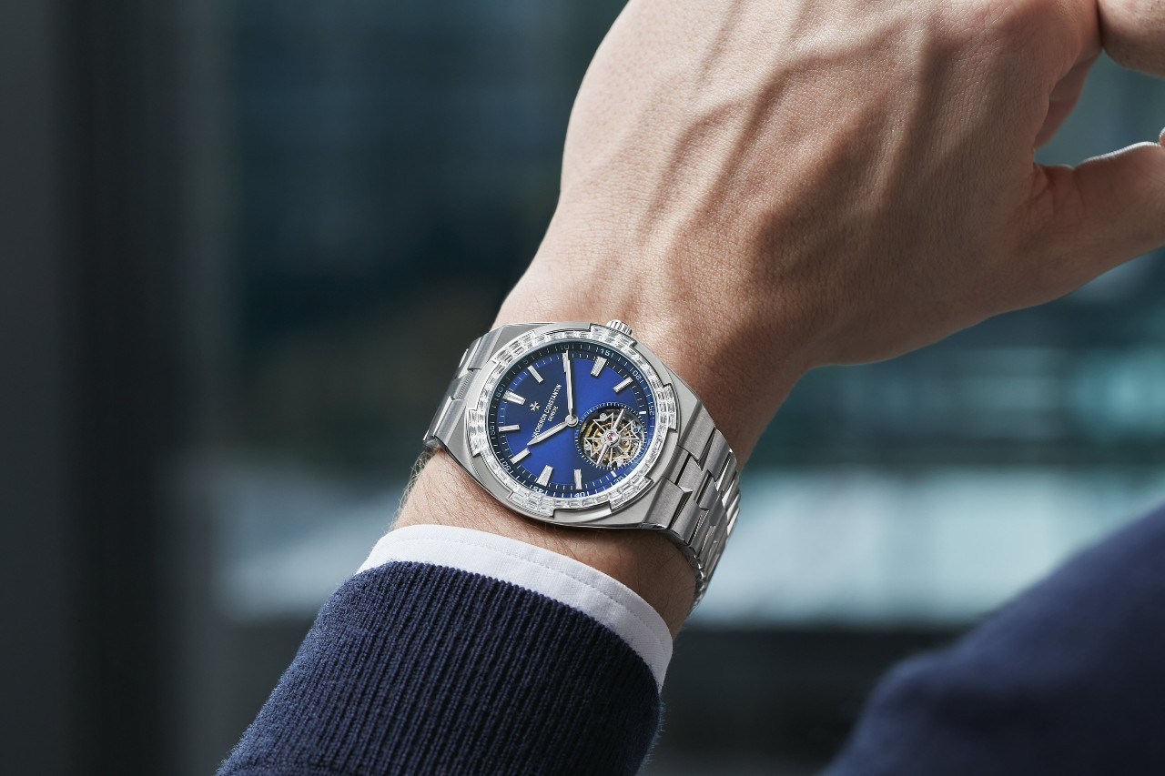 바쉐론 콘스탄틴 오버시즈 투르비용 하이 주얼리_01.jpg