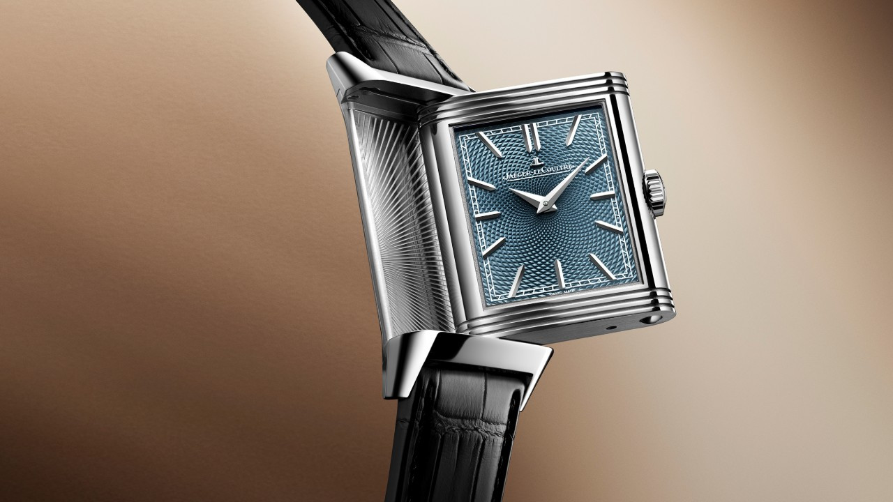 [예거 르쿨트르] Q39334B2_리베르소 트리뷰트 에나멜 쉬베이훙 (5).jpg