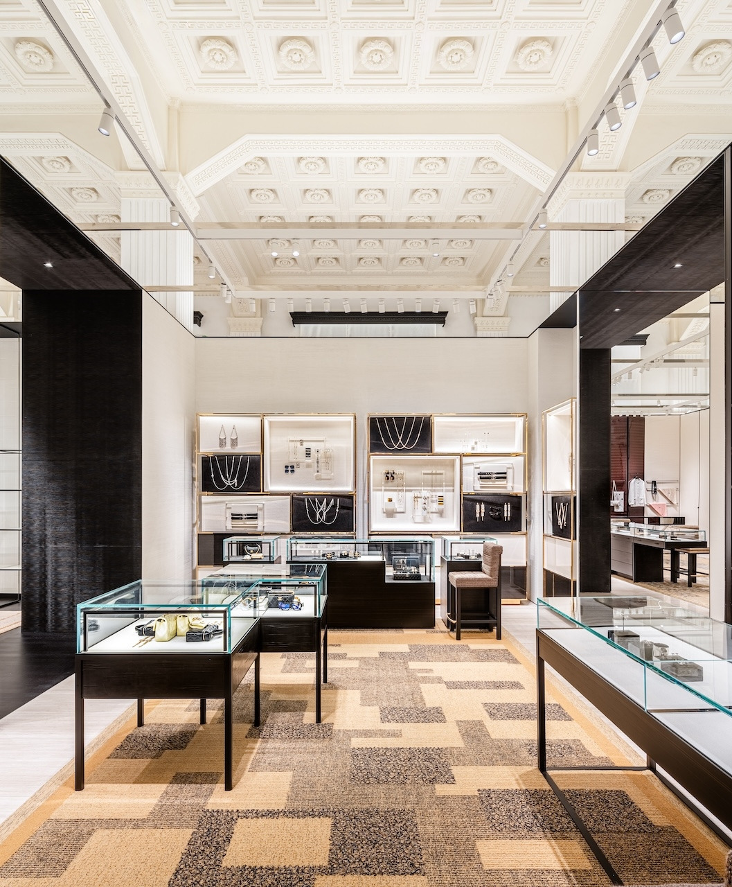 chanel_shinsegae-the-heritage-boutique-21-HD.jpg