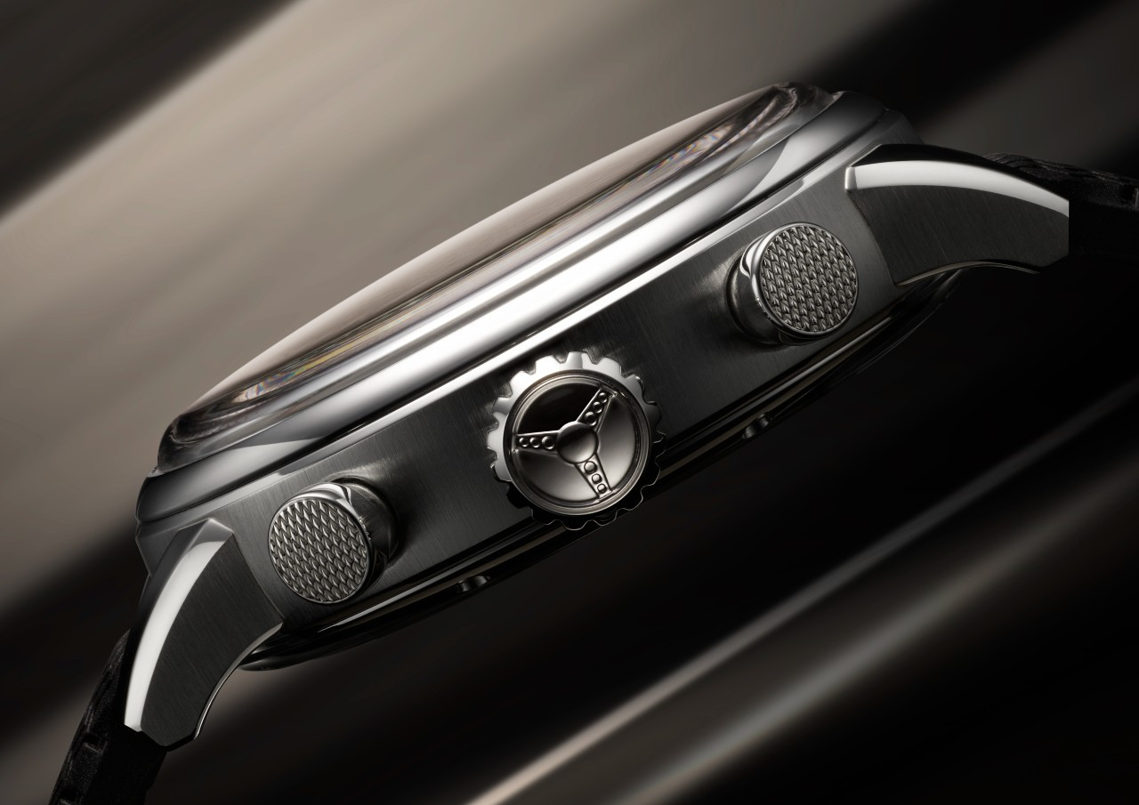 쇼파드_밀레밀리아 클래식 크로노그래프_04.jpg