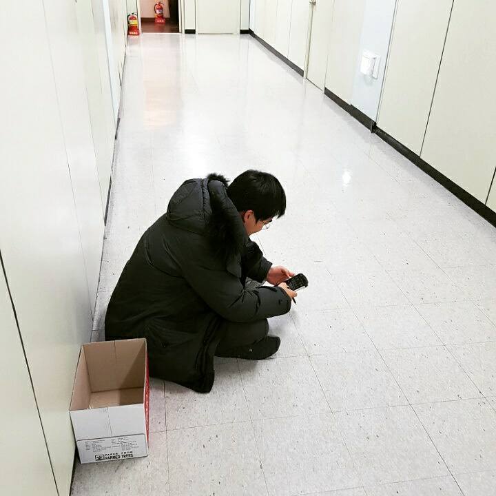 최순실 국정 농단 사건이 터져 뻗치기중.jpg