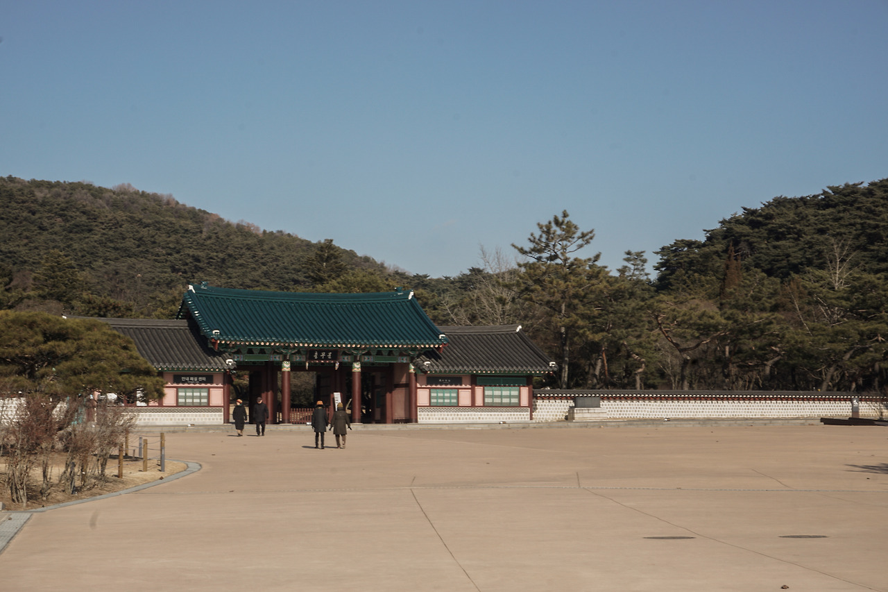 현충사 (3).jpg