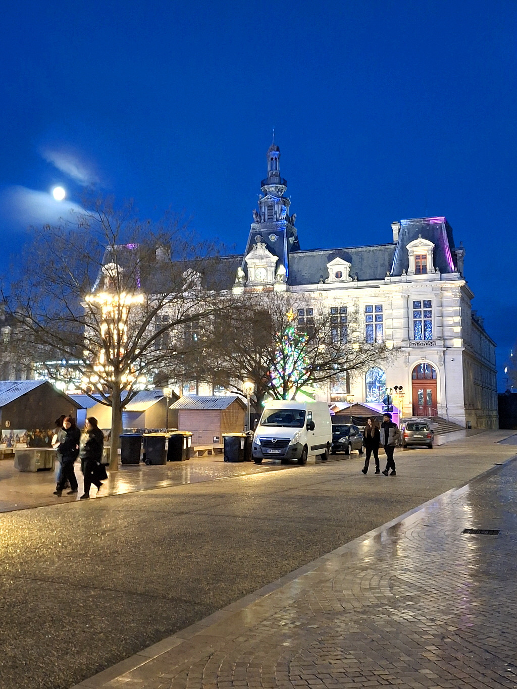 poitiers_1_1.jpg