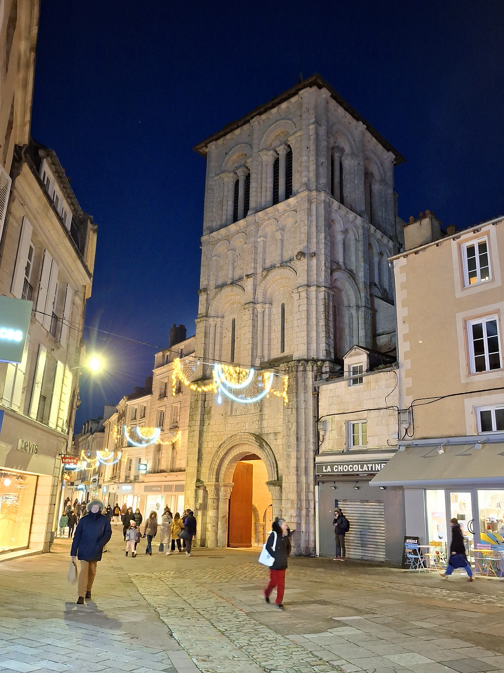 poitiers_1_3.jpg