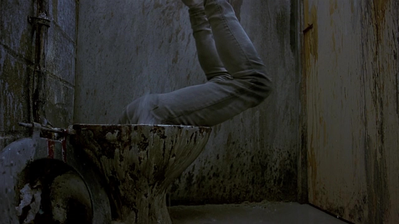 Trainspotting.1996.720p.BRRip.XviD.AC3-RARBG.avi_20140227_160145.843.jpg