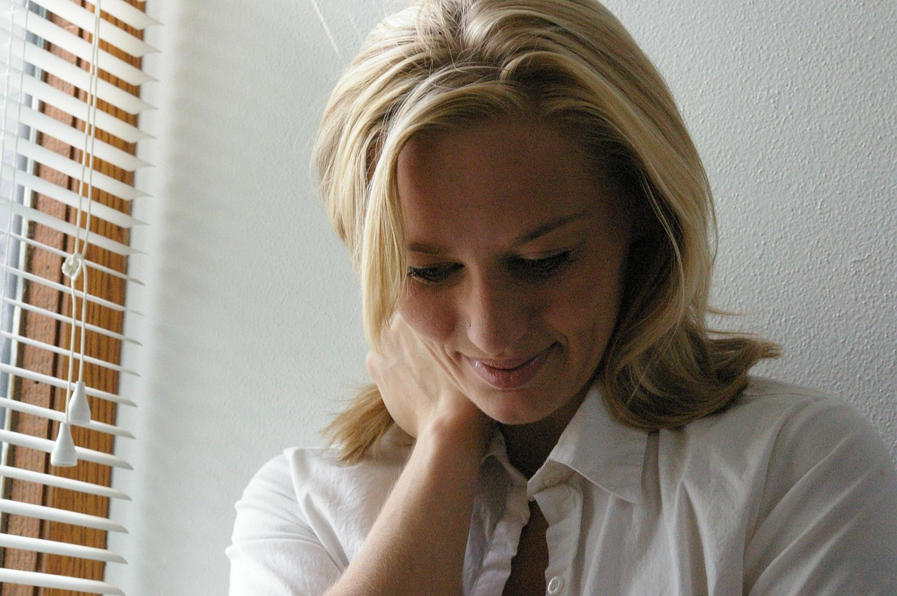 woman-7587714_1280 (1).jpg