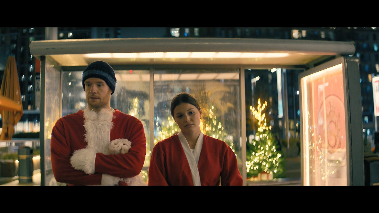 크리스마스엔 도둑질을Jingle.Bell.Heist.2025.MULTi.1080p.WEB.x264-FW.mkv_20251206_211646.520.jpg