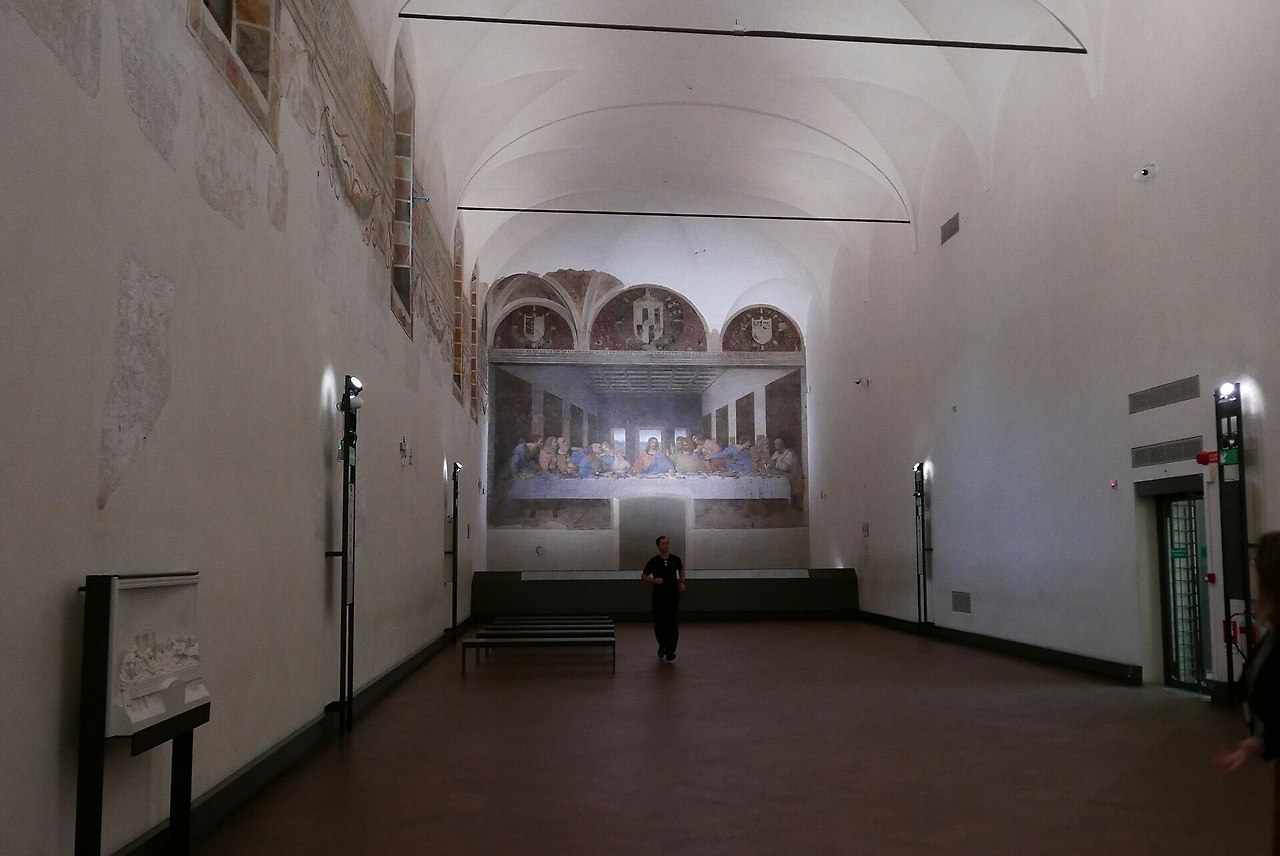 1920px-Santa_Maria_delle_Grazie_with_Leonardo's_The_Last_Supper.jpg