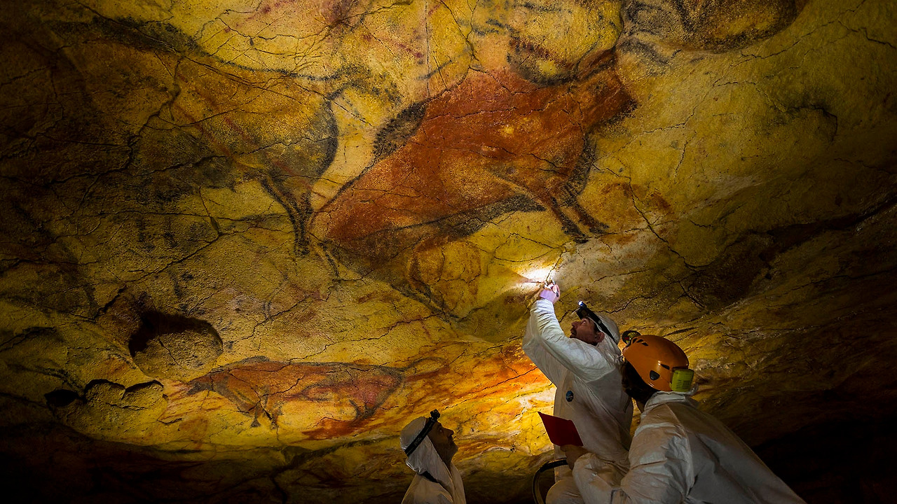 Altamira Cave.jpg