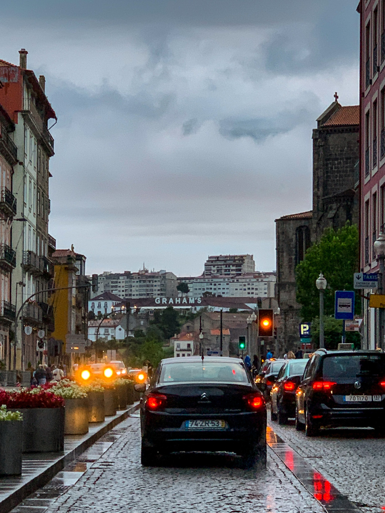 포르투 버스킹_4.jpg