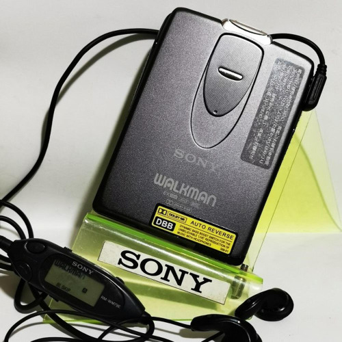 소니 워크맨.jpg