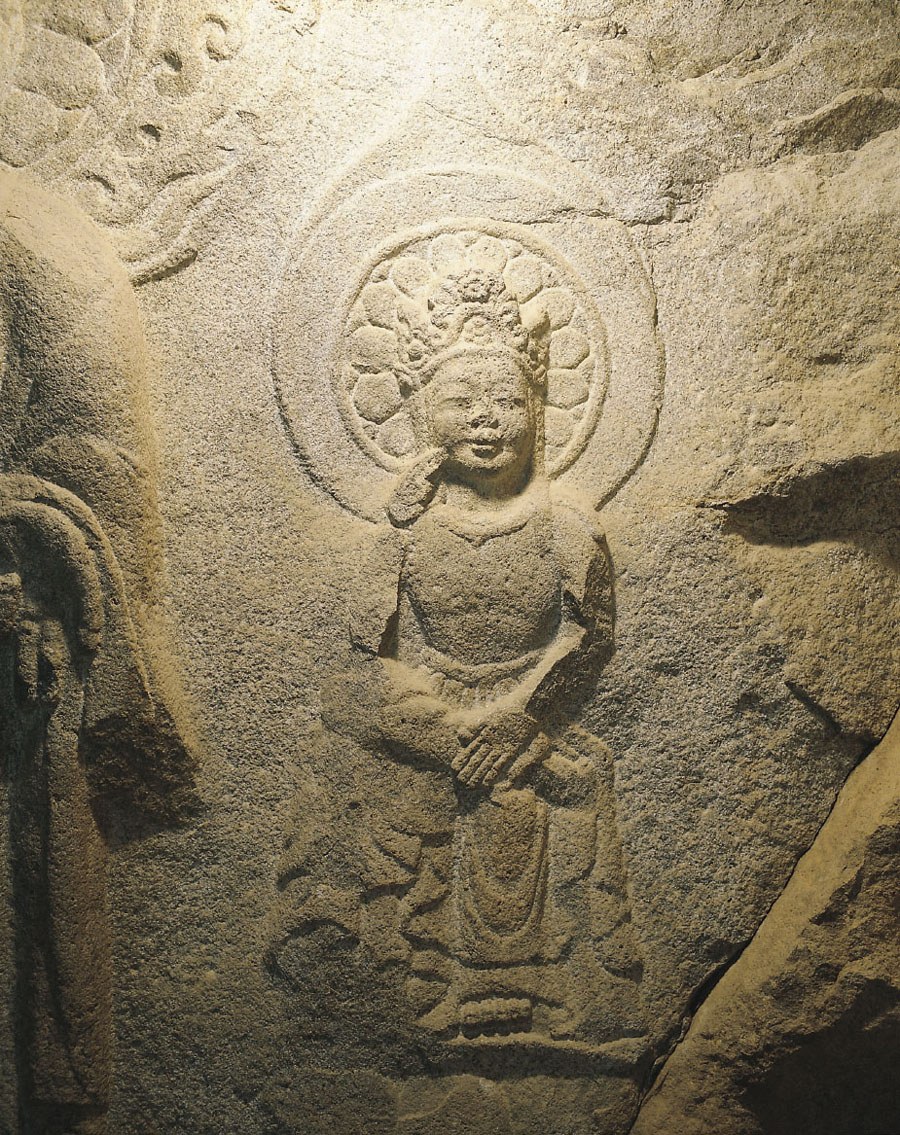 서산 용현리 마애여래삼존상 좌협시보살상(반가사유상)[국가유산청].jpg