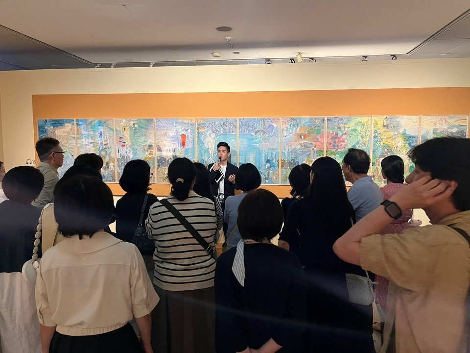 이남일 도슨트.jpg