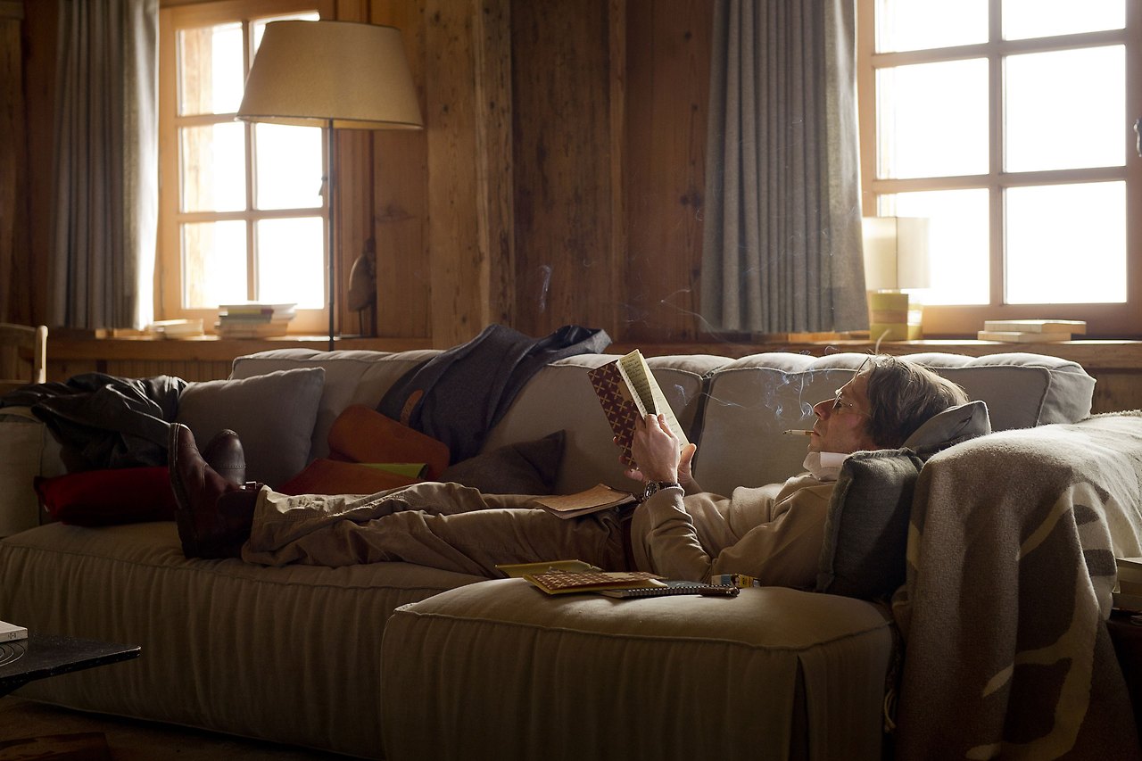 영화 러브 이즈 크라임 07.jpg