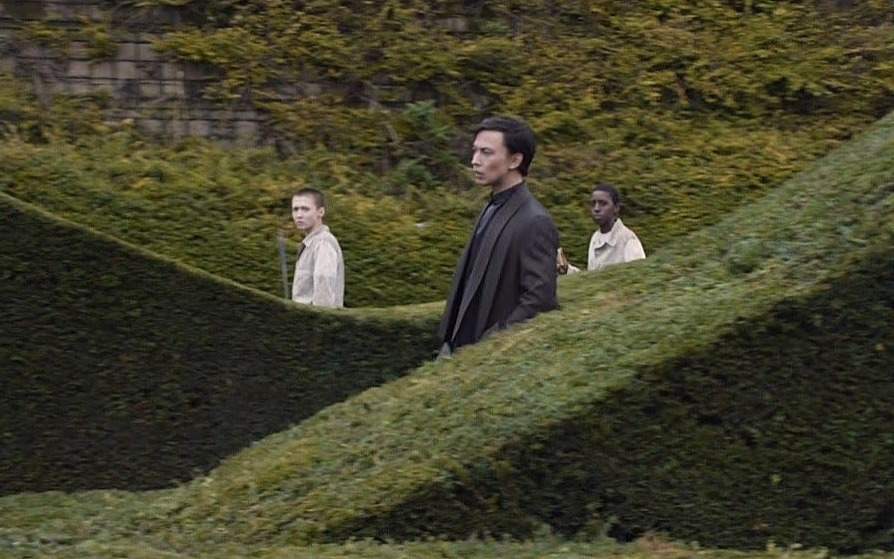 영화 멋진 신세계 20.jpg