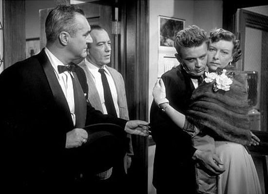 영화 이유없는 반항 06.jpg