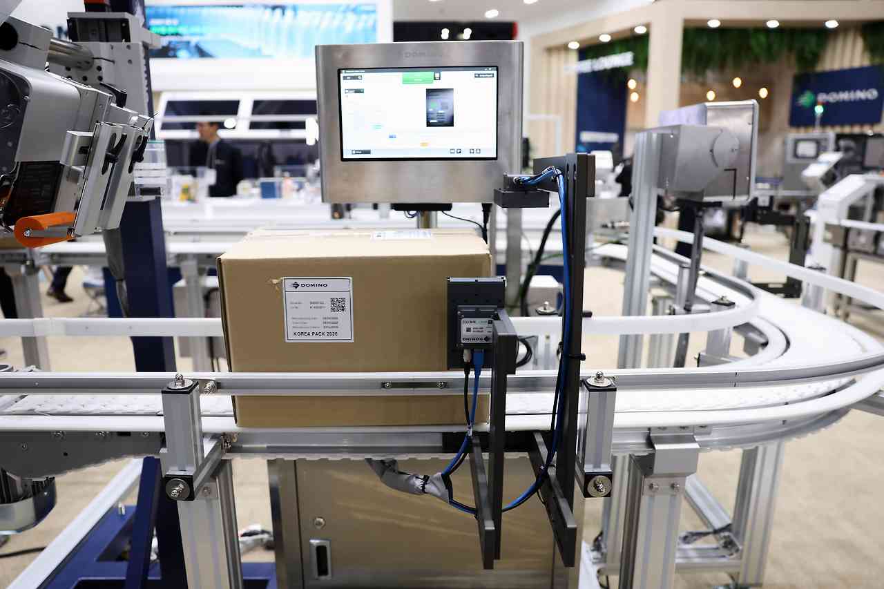 4-1. 2차 패키징 마킹 자동화 라인2.jpg