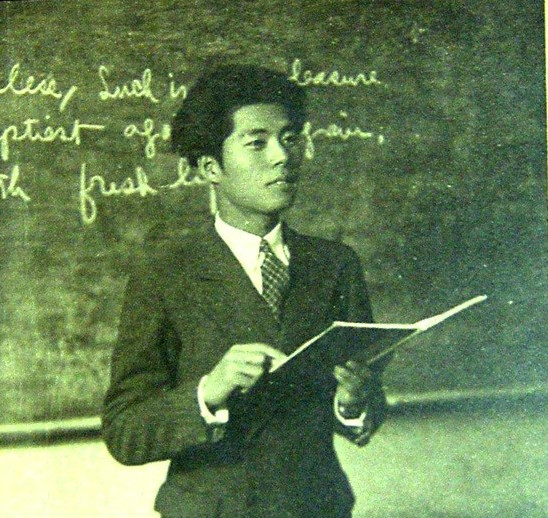 백석_(1936)영생고보 교사시절.jpg