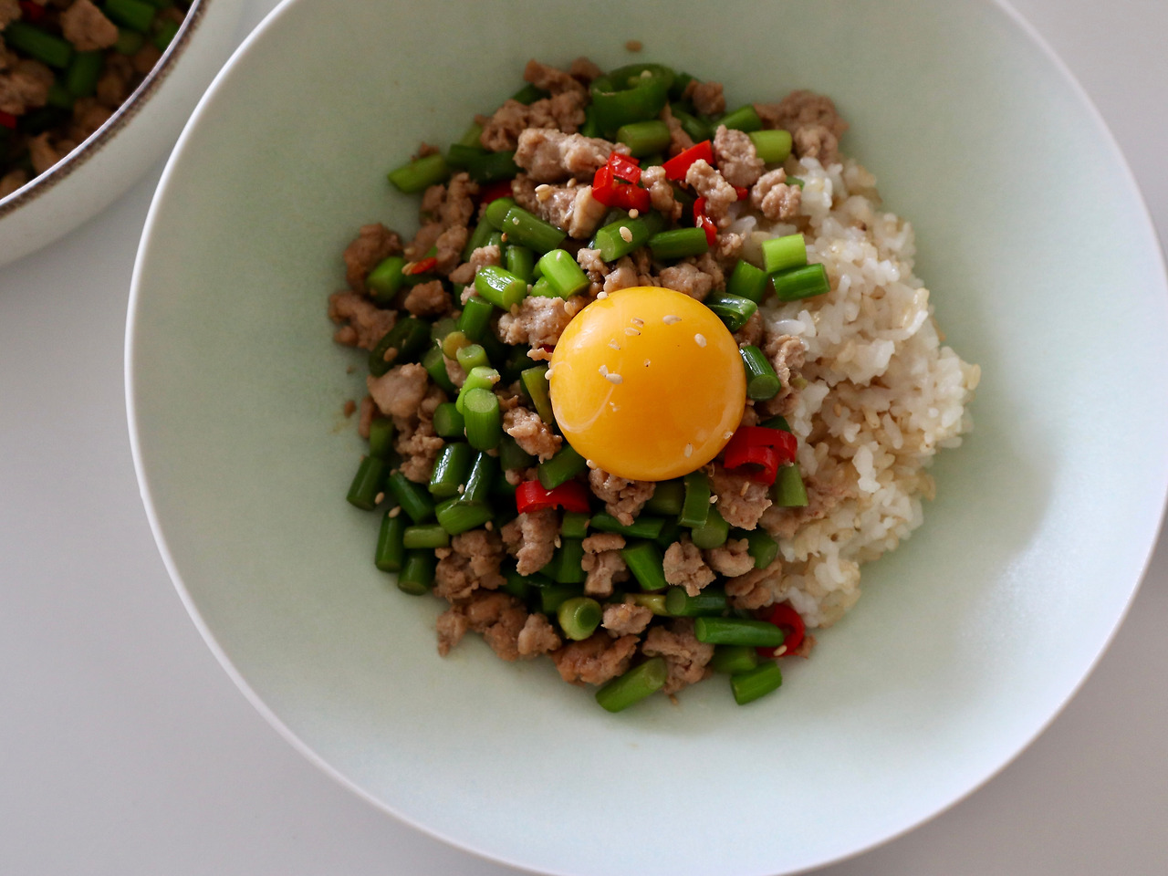 마늘종소보로덮밥1 (1).jpg