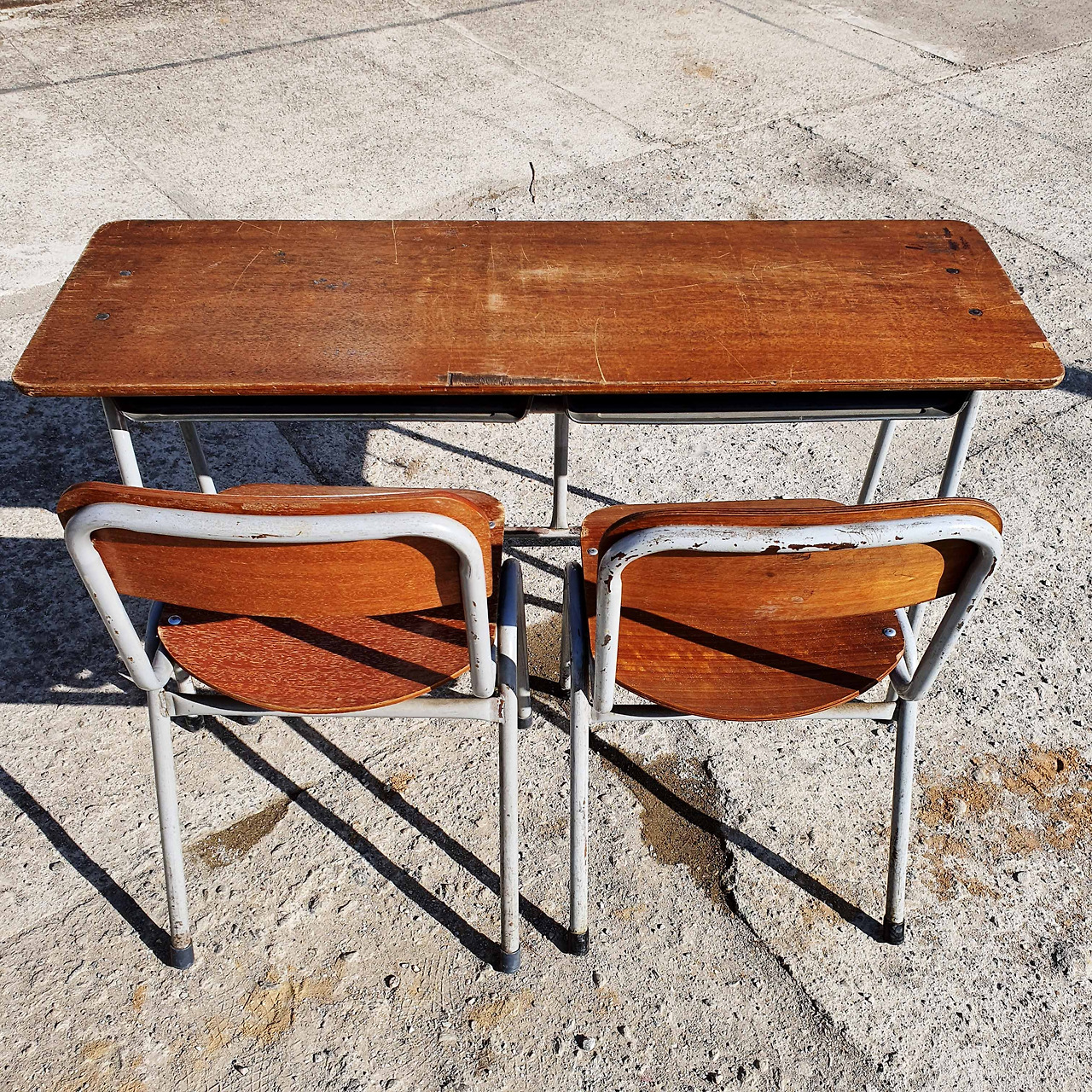 초등학교 의자1.jpg