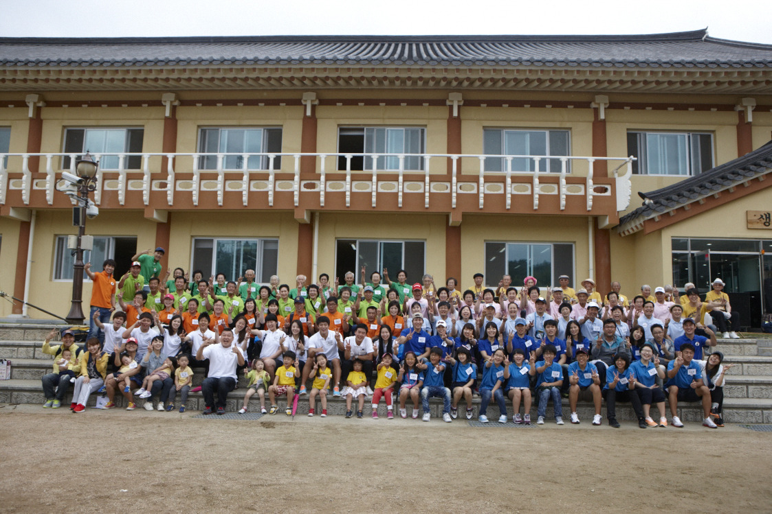 _W6O9928시청자투어 단체.jpg