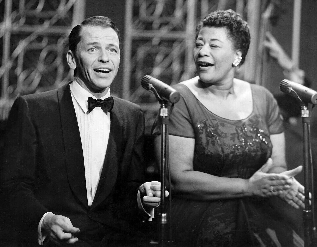 Frank_Sinatra_and_Ella_Fitzgerald_(1958).jpg