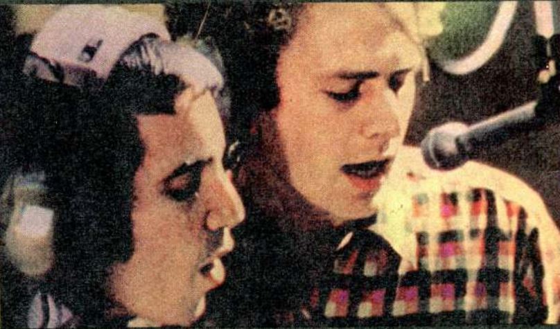 Simon_and_Garfunkel_1969_recording_session.jpg