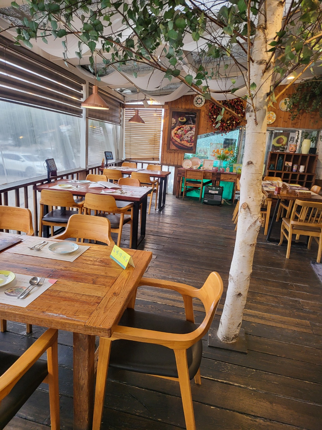 소렌토 창가.jpg