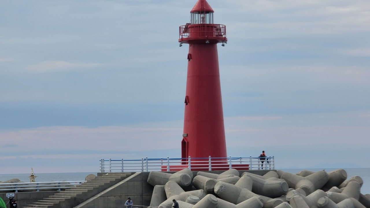 65. 등대의 말.jpg